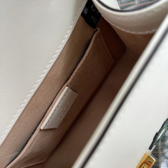 Gucci Sylvie leather mini bag - Picture 13 of 15